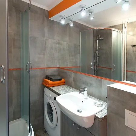 Locum - Old Town - Car Park Апартаменты *